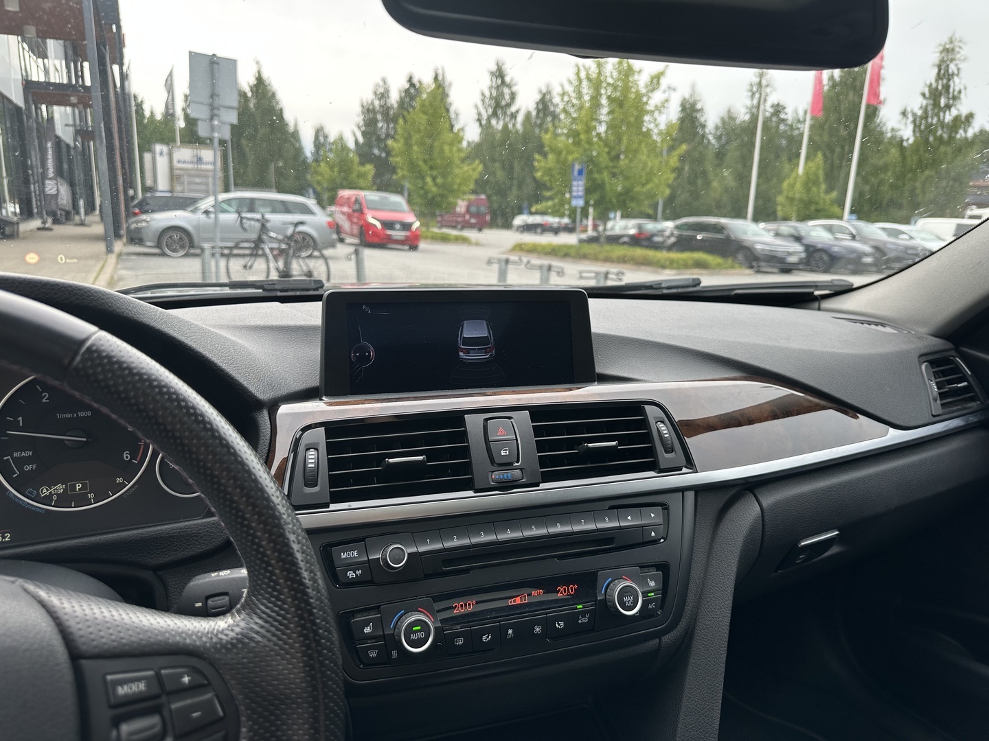 BMW 330 2014