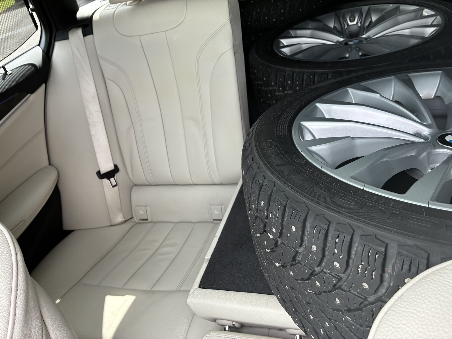 BMW 520 2019