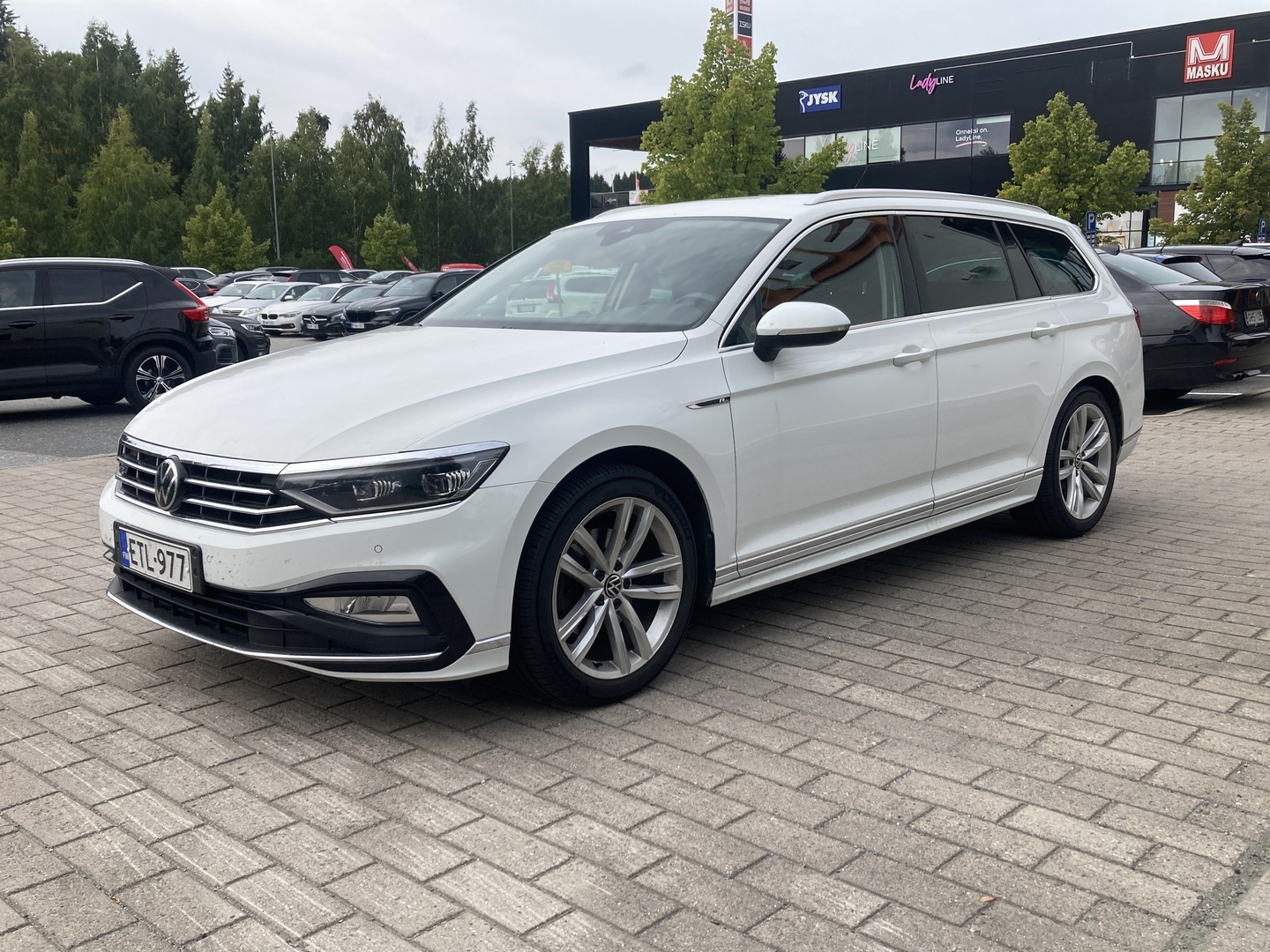 VOLKSWAGEN Passat 2021