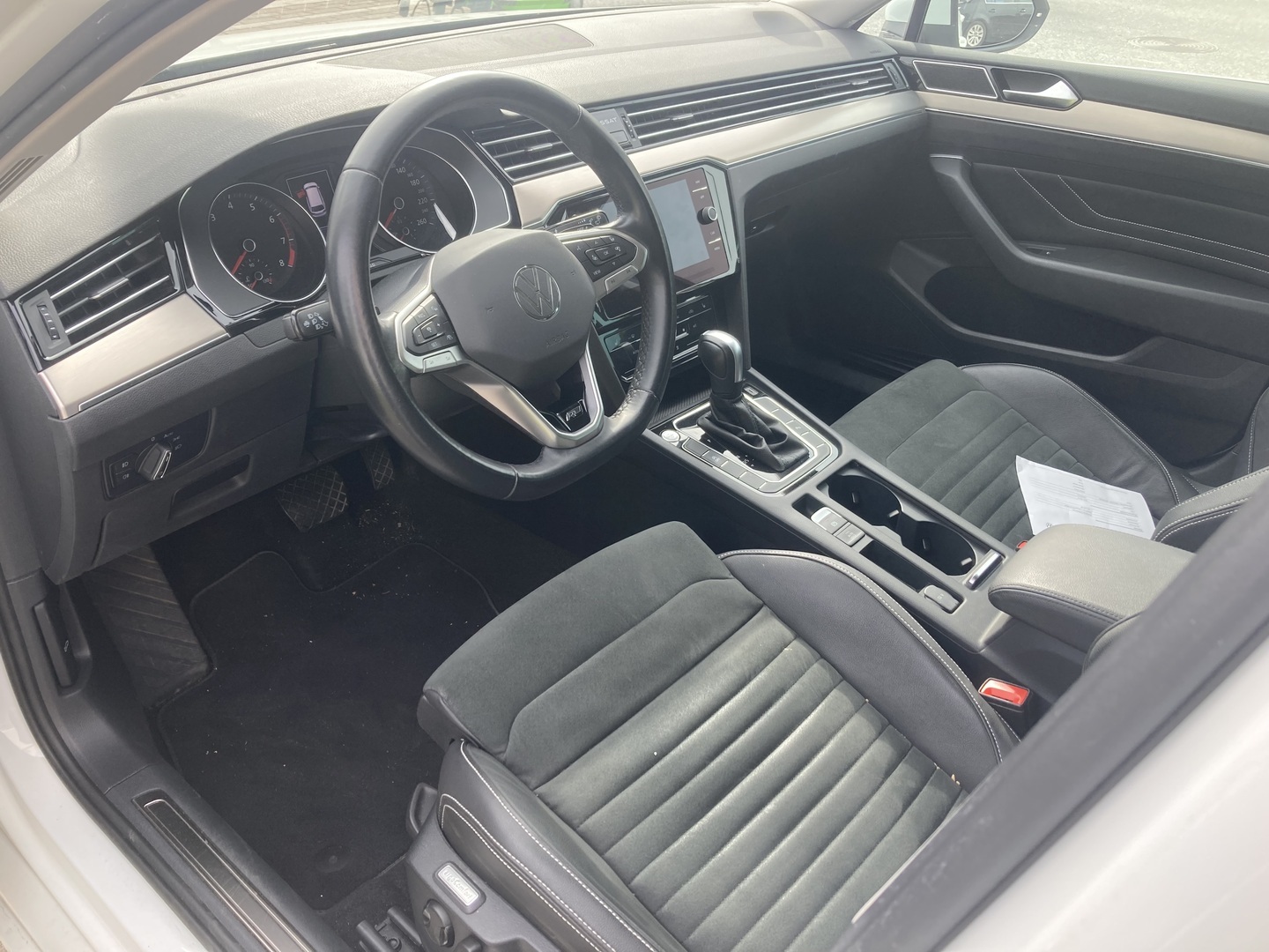 VOLKSWAGEN Passat 2021