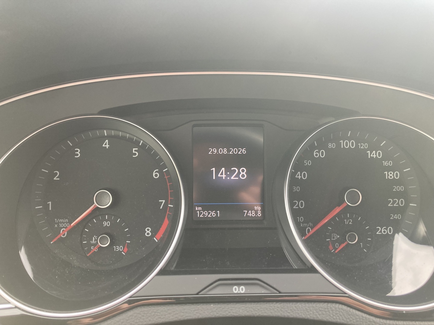 VOLKSWAGEN Passat 2021