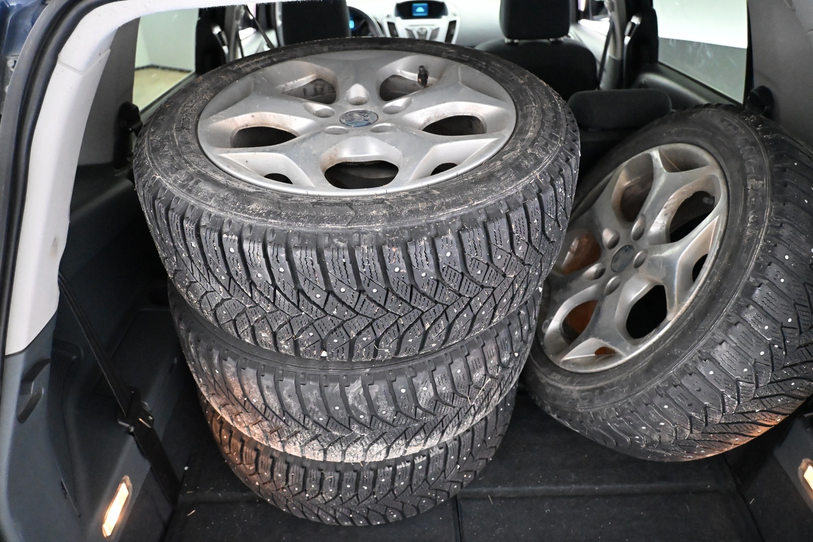 FORD Grand C-Max 2012