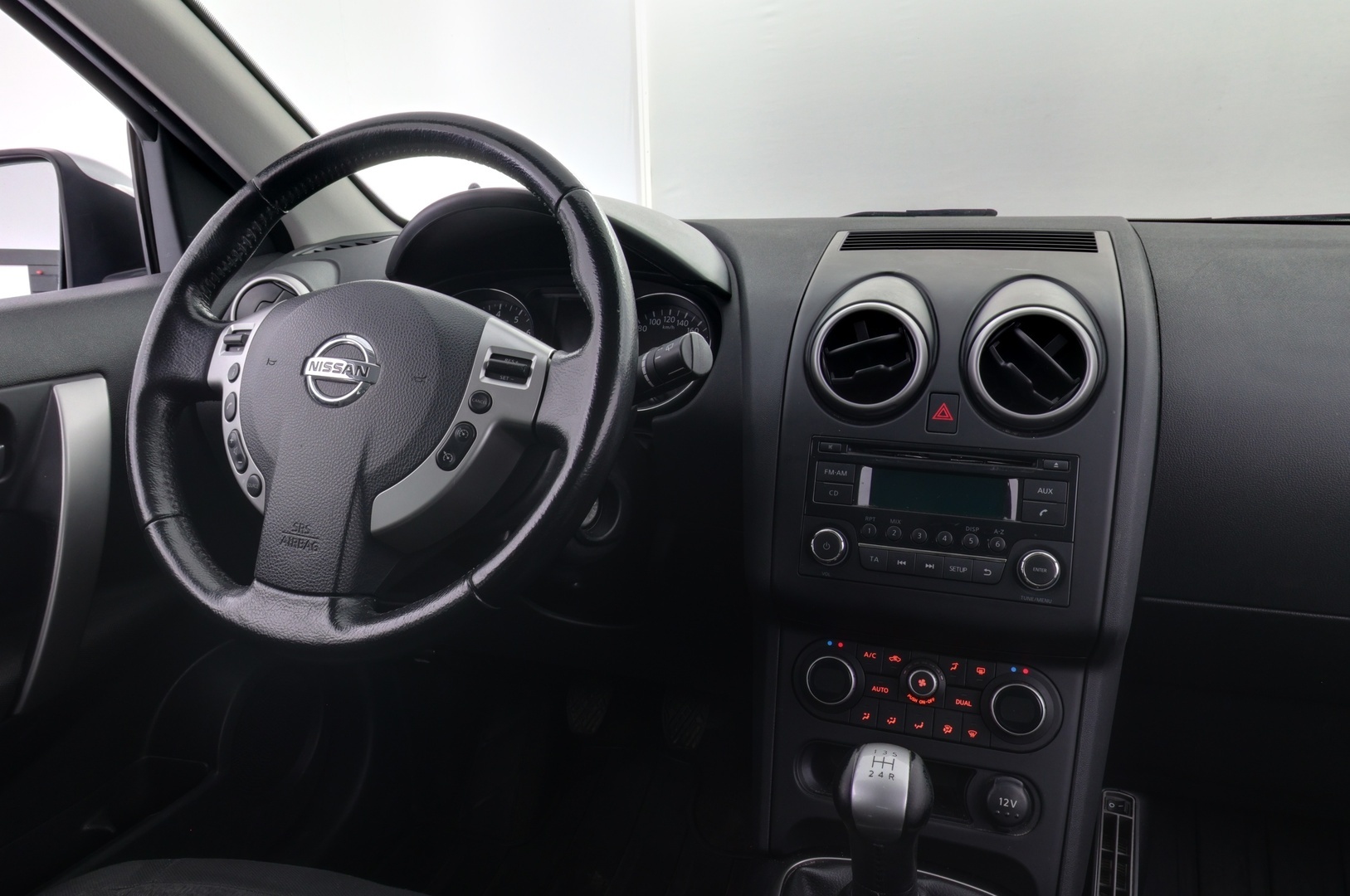 NISSAN Qashqai 2011