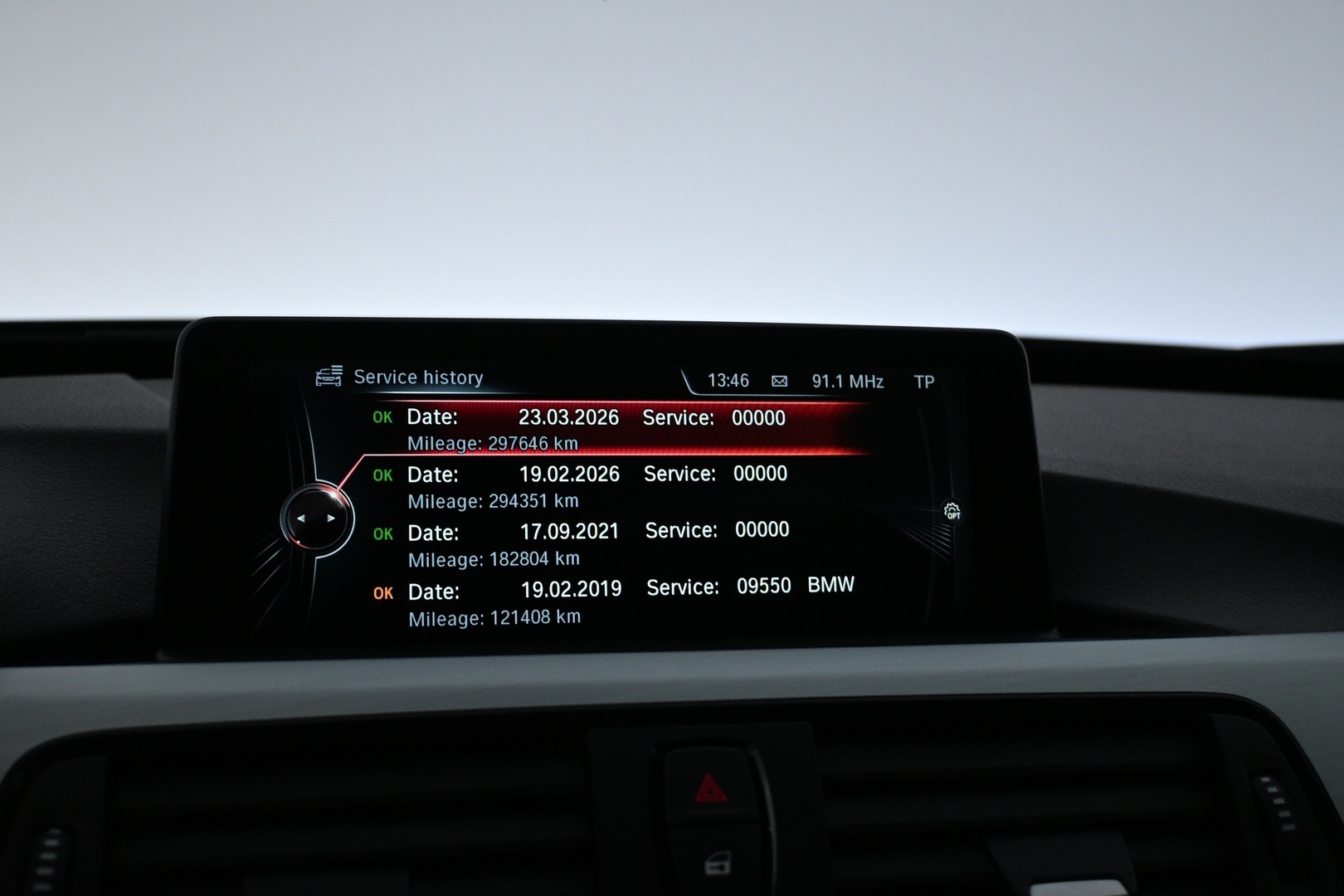 BMW 318 Gran Turismo 2014