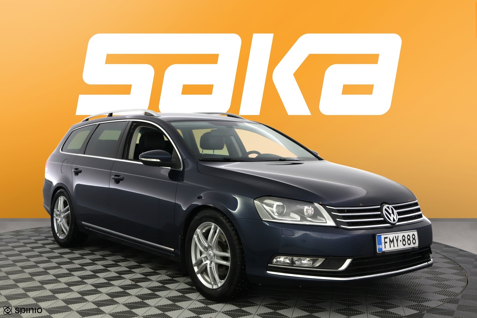 VOLKSWAGEN Passat 2012