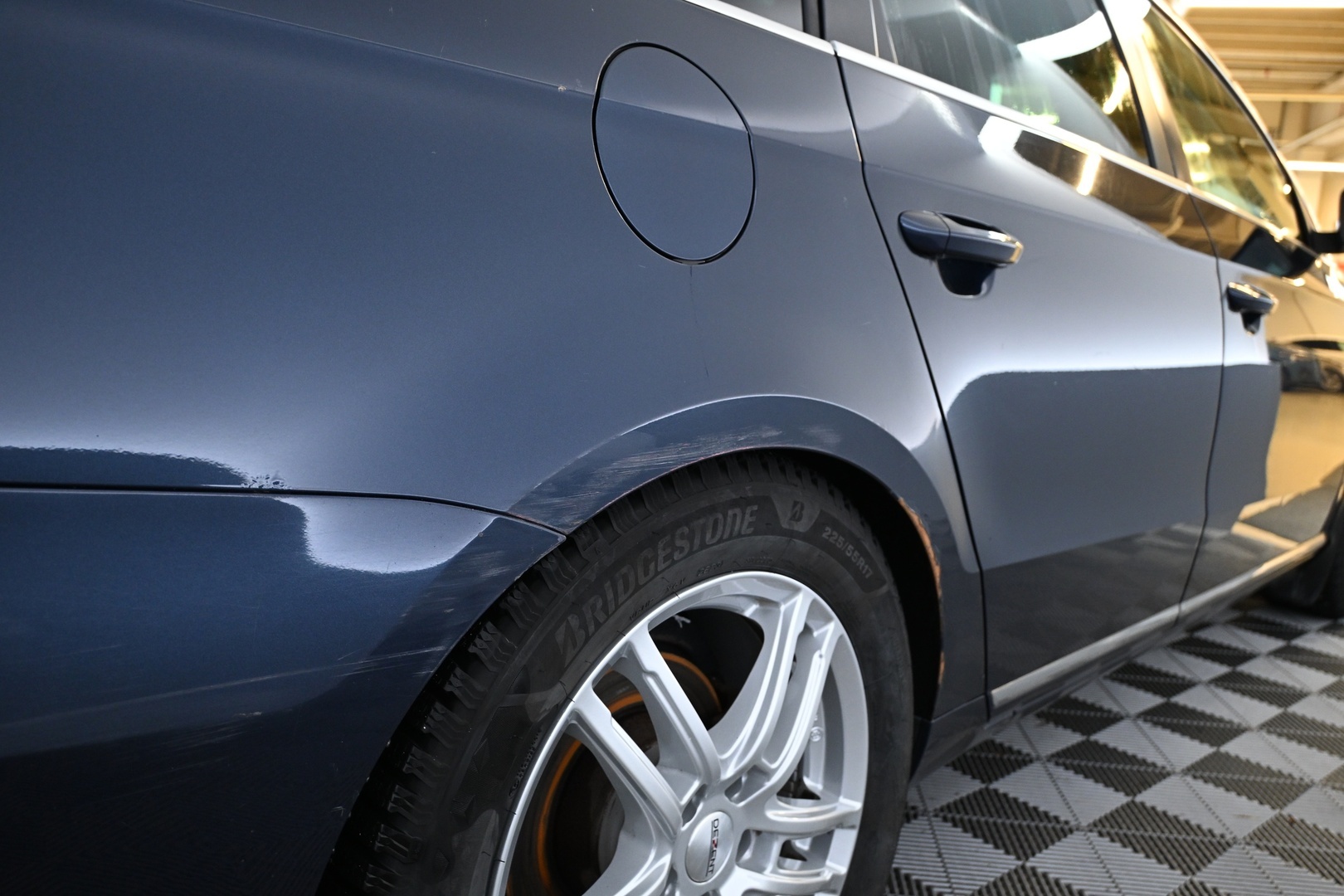 VOLKSWAGEN Passat 2012