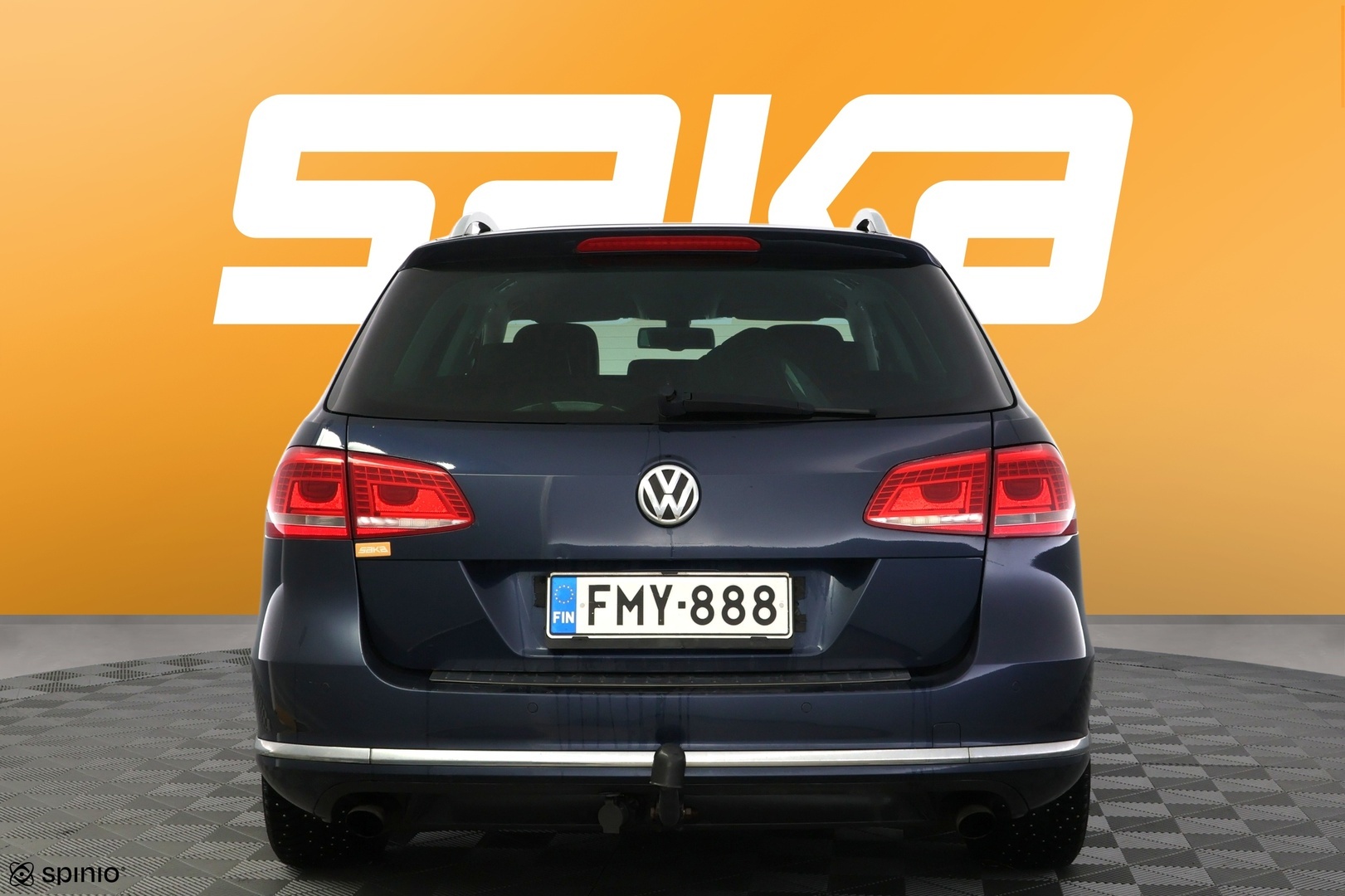 VOLKSWAGEN Passat 2012