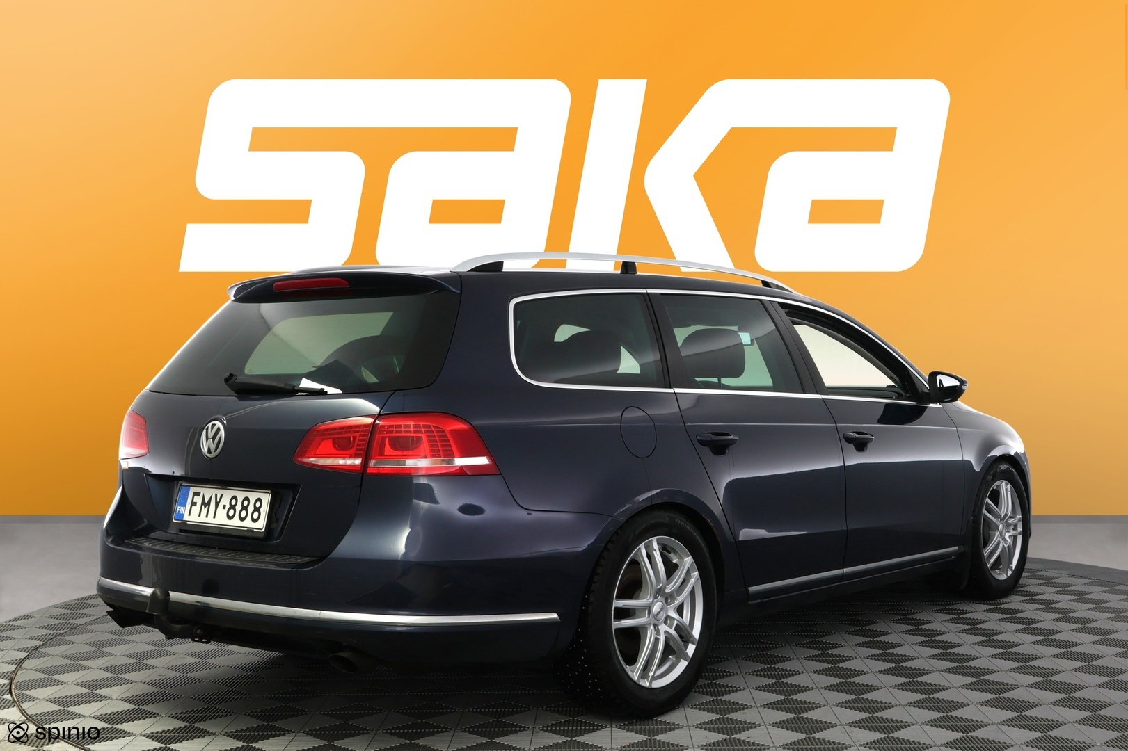 VOLKSWAGEN Passat 2012