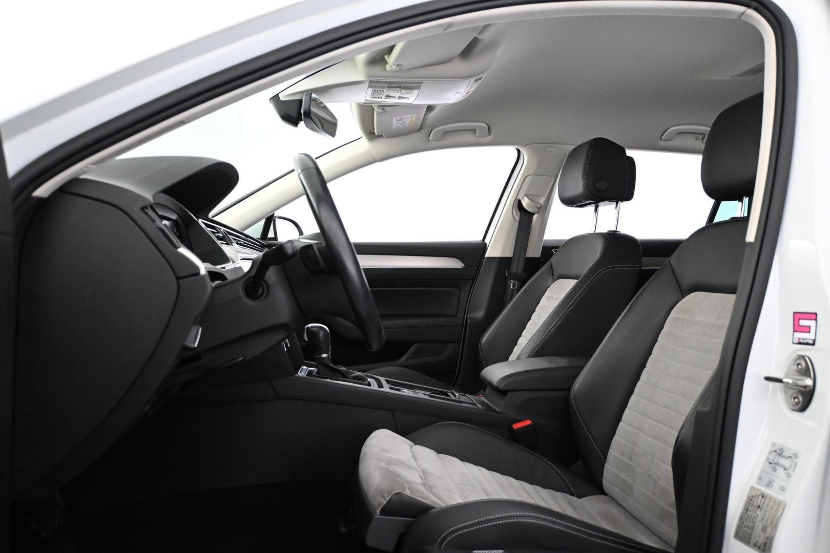 VOLKSWAGEN Passat 2019