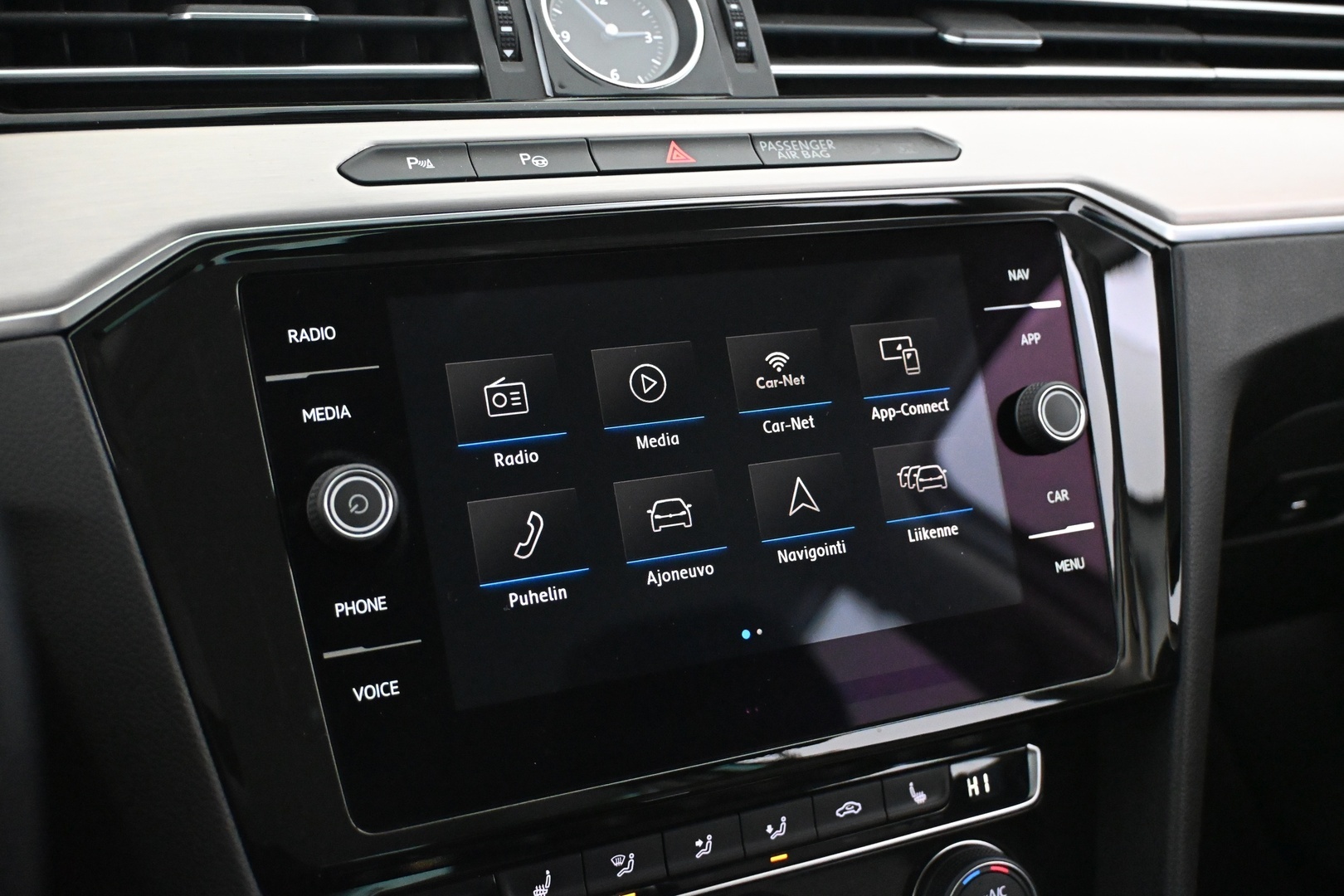 VOLKSWAGEN Passat 2019