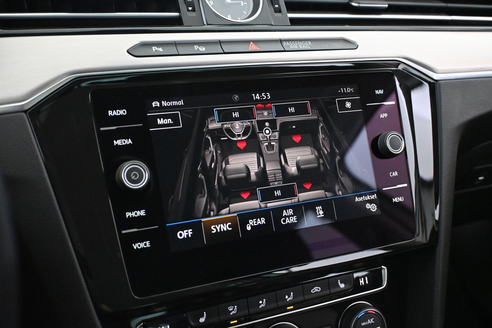 VOLKSWAGEN Passat 2019