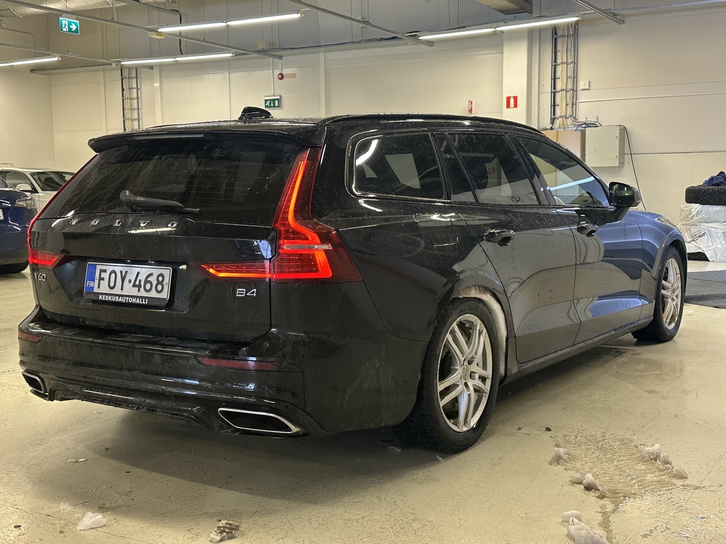 VOLVO V60 2022