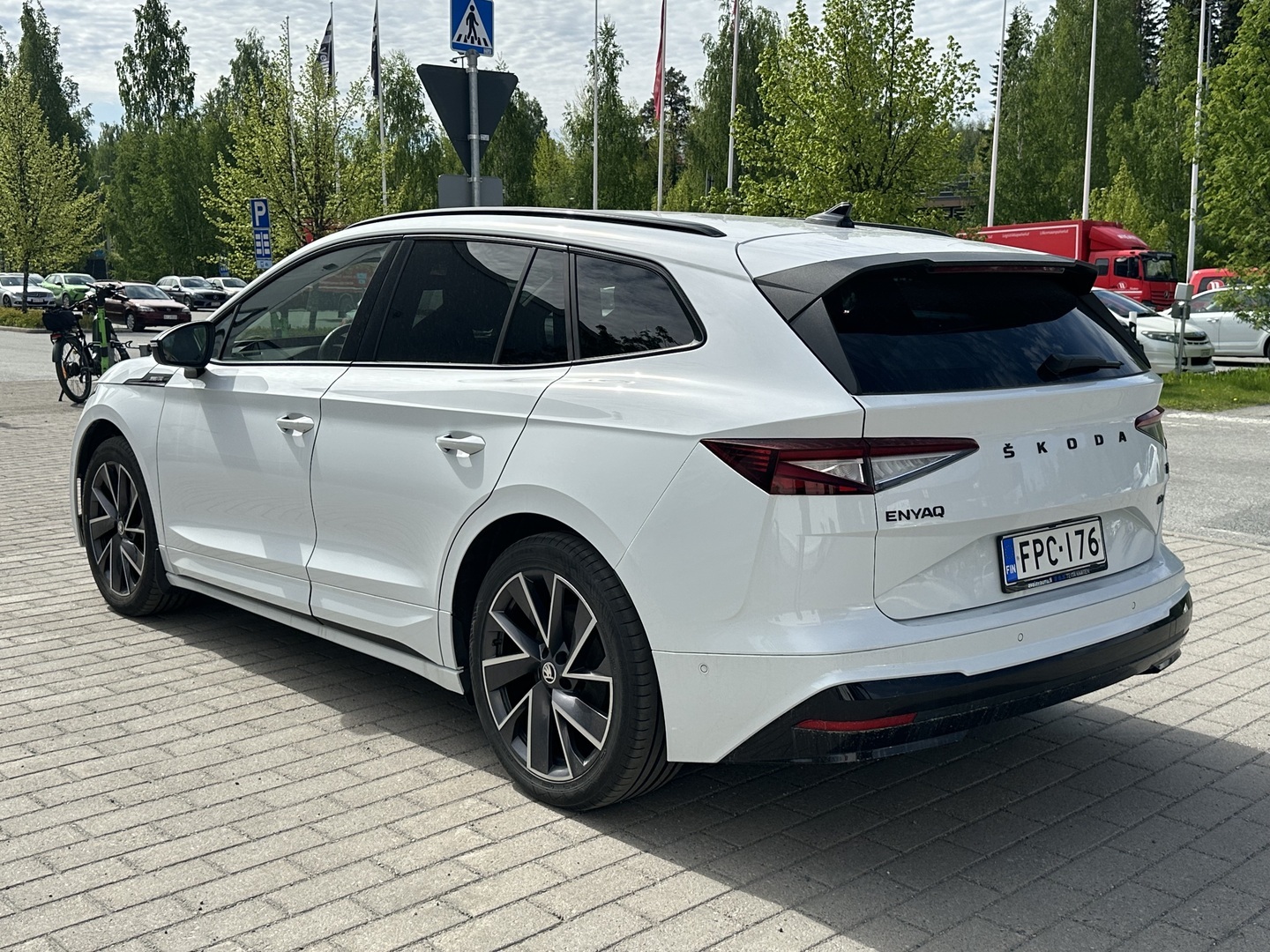 SKODA Enyaq 2022