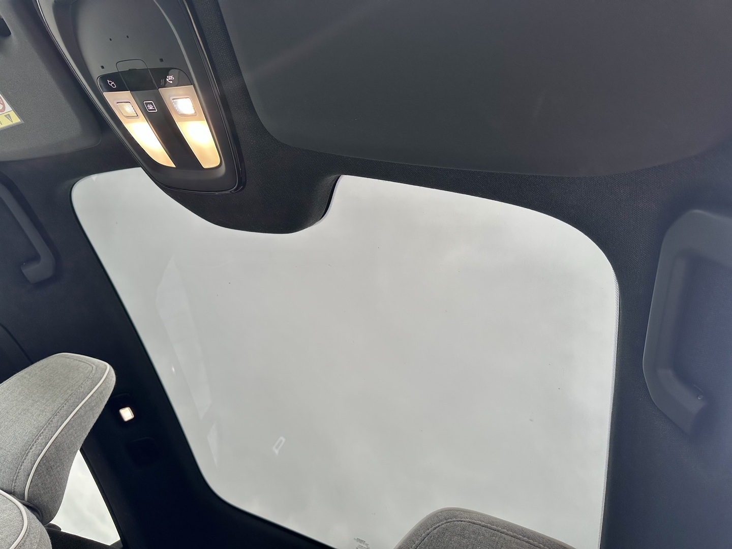 VOLVO C40 2023