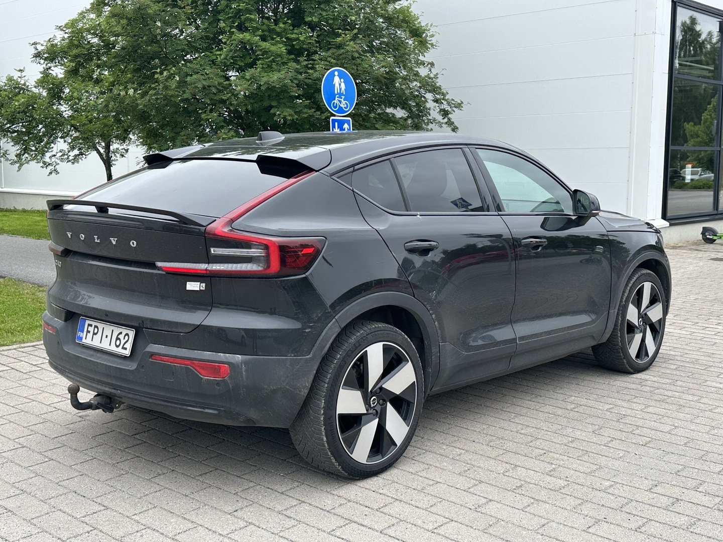 VOLVO C40 2023