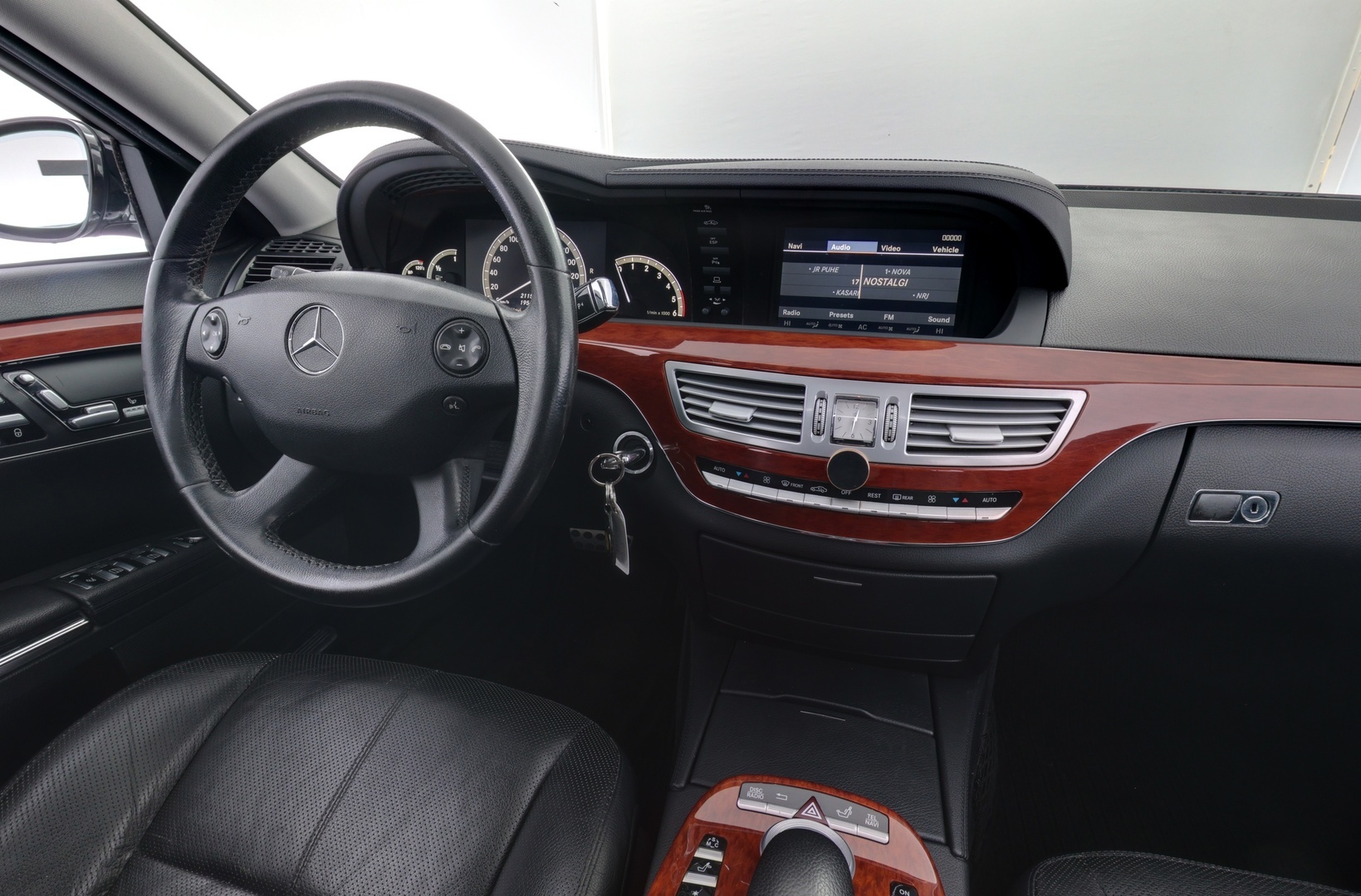 MERCEDES-BENZ S 2008