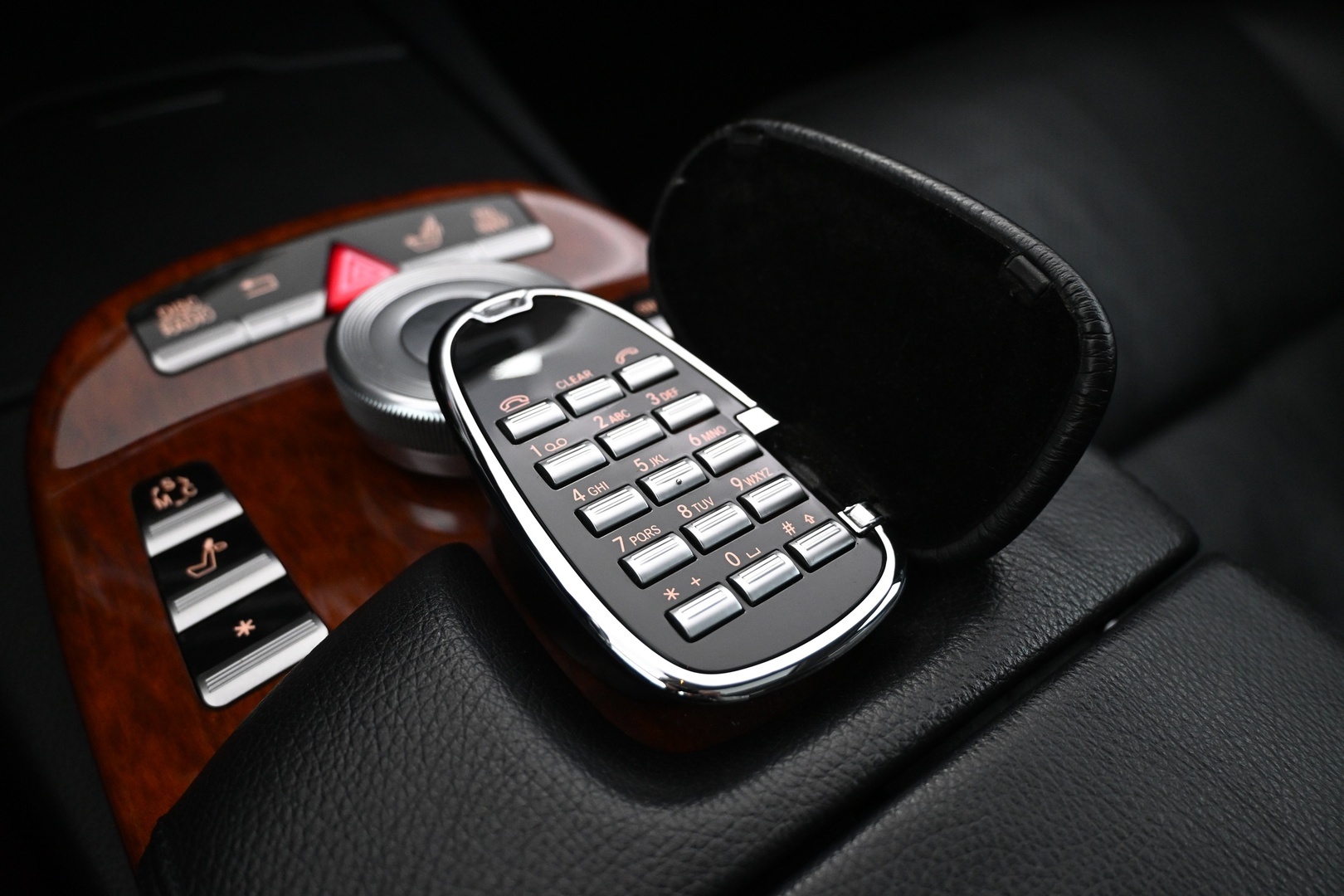 MERCEDES-BENZ S 2008