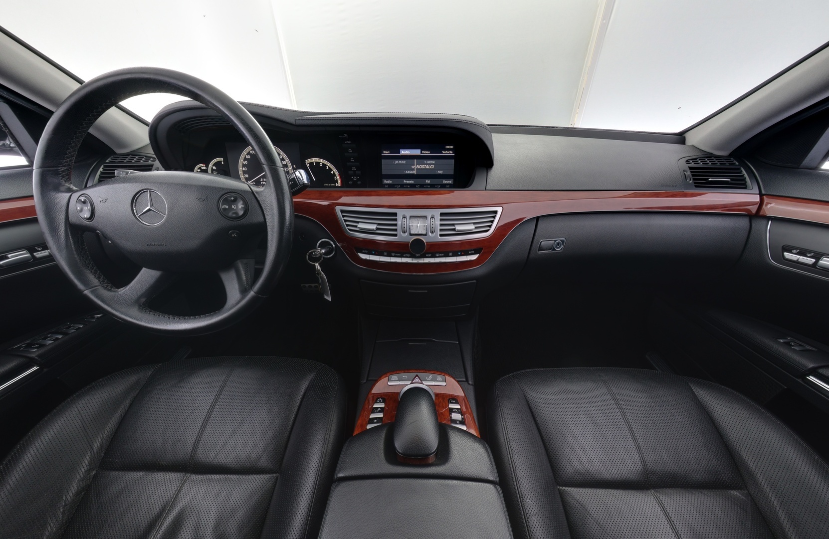 MERCEDES-BENZ S 2008