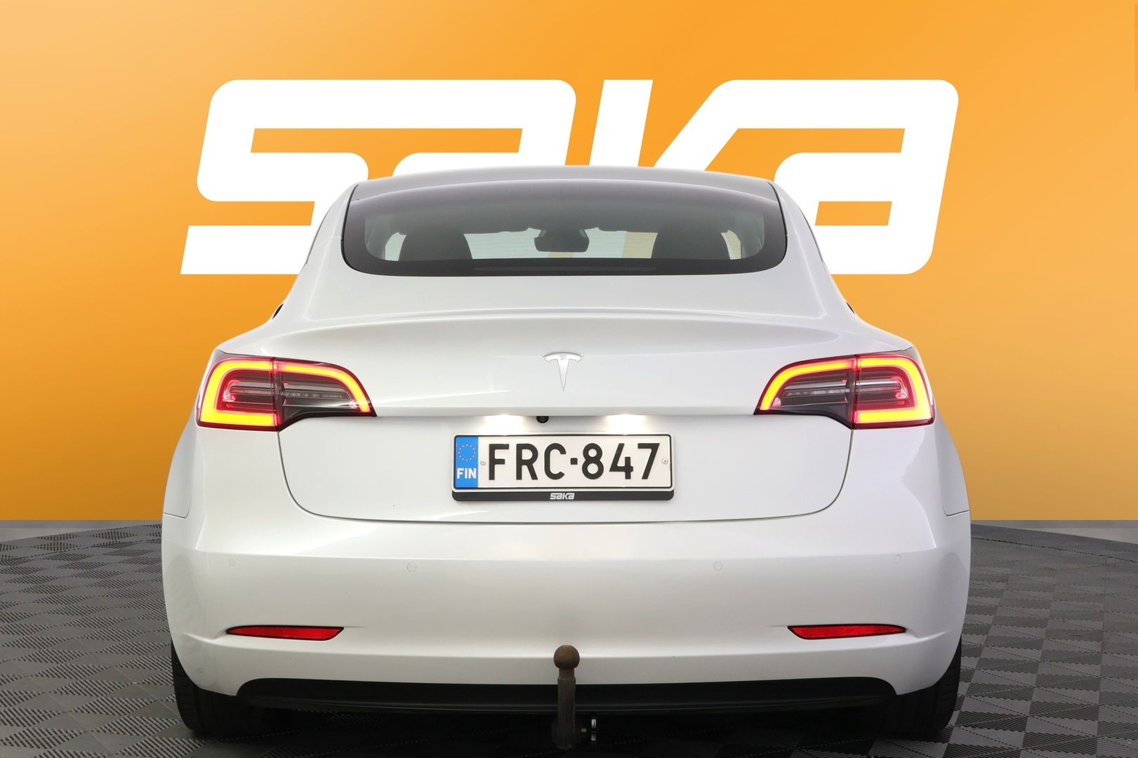 TESLA Model 3 2021