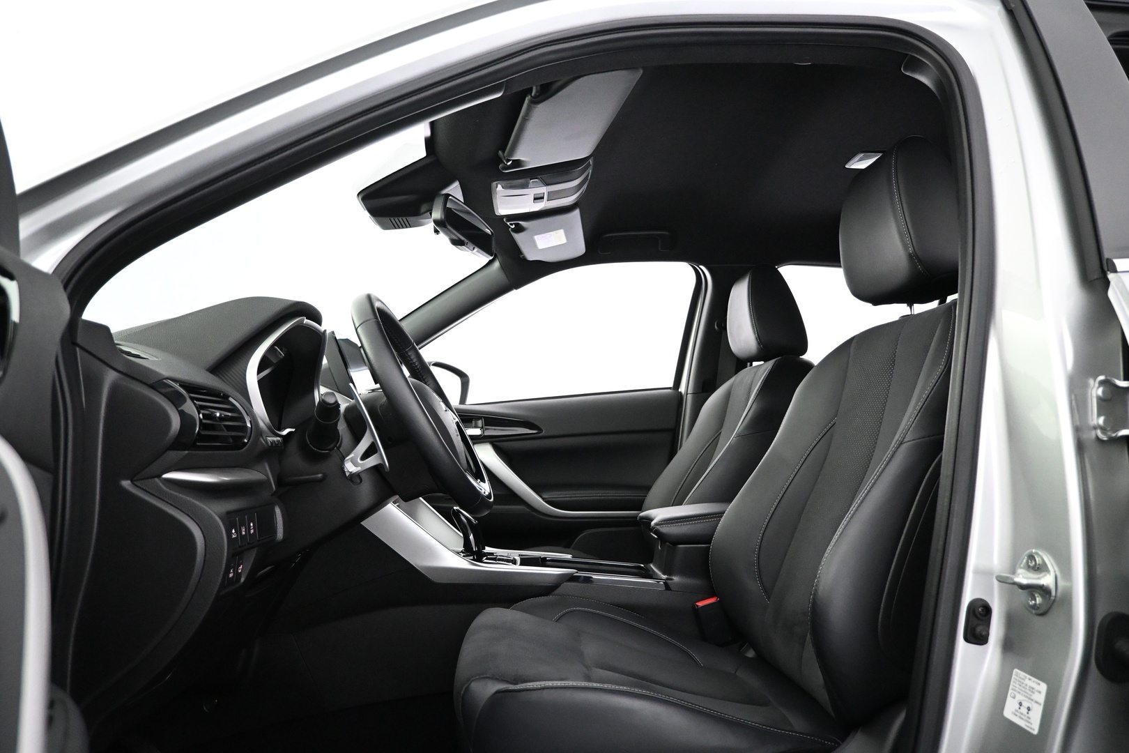 MITSUBISHI Eclipse 2022