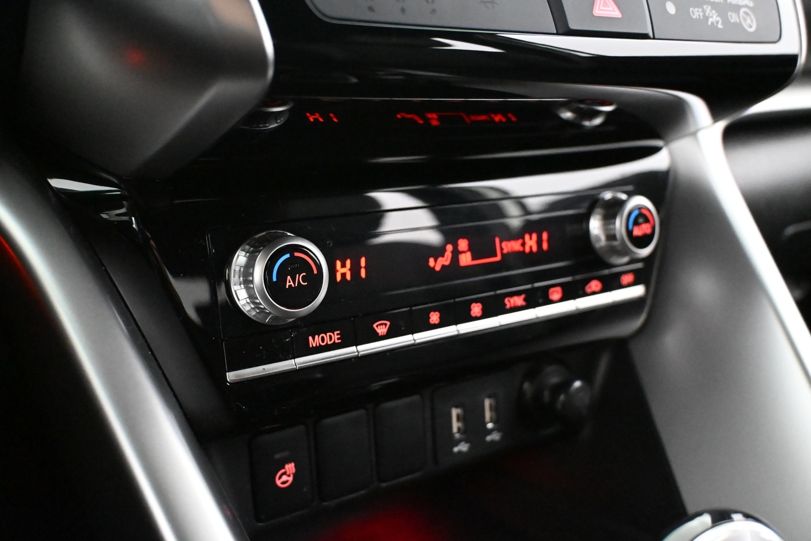 MITSUBISHI Eclipse 2022