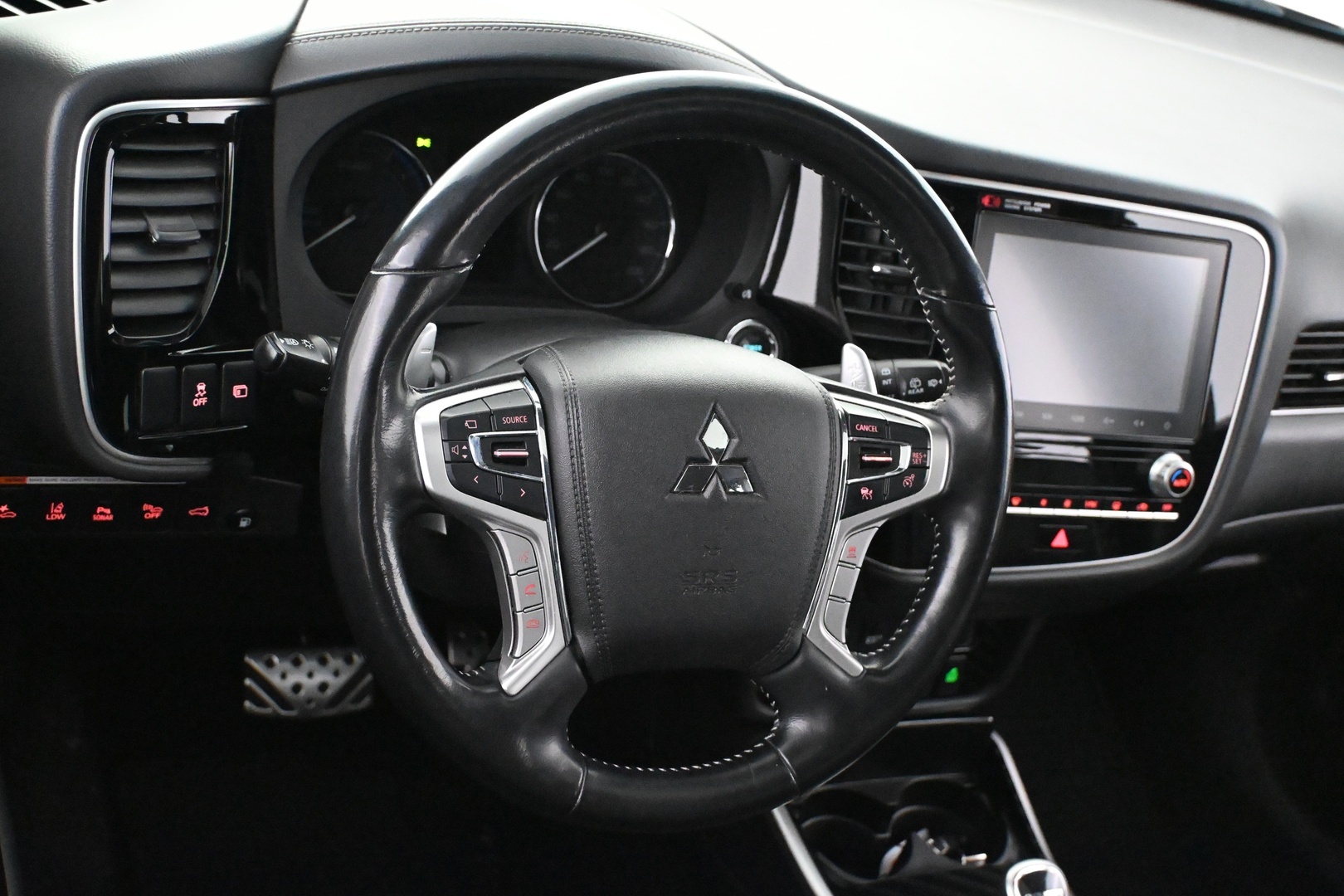 MITSUBISHI OUTLANDER PHEV 2020