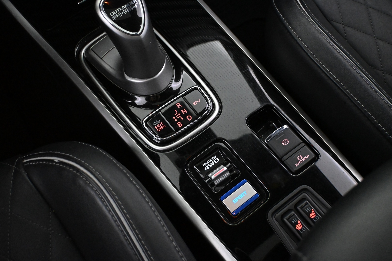 MITSUBISHI OUTLANDER PHEV 2020