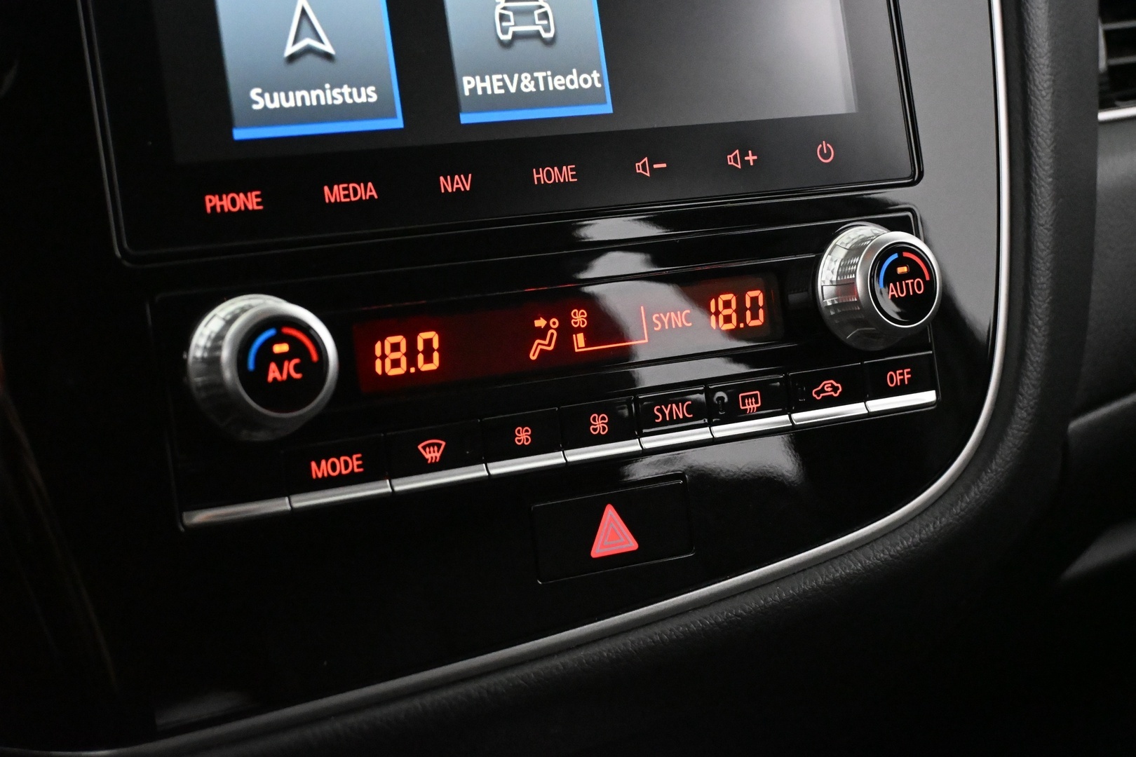 MITSUBISHI OUTLANDER PHEV 2020