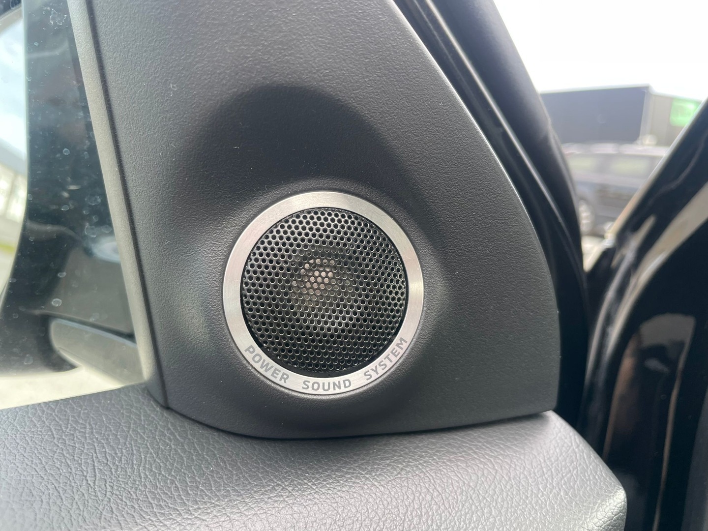 MITSUBISHI OUTLANDER PHEV 2020