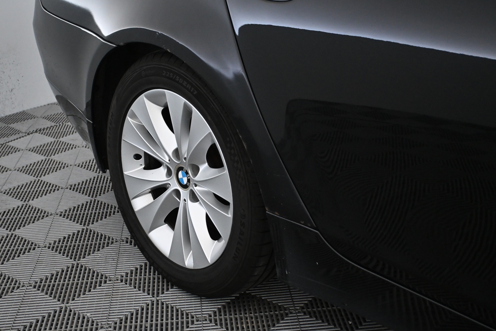 BMW 525 2005