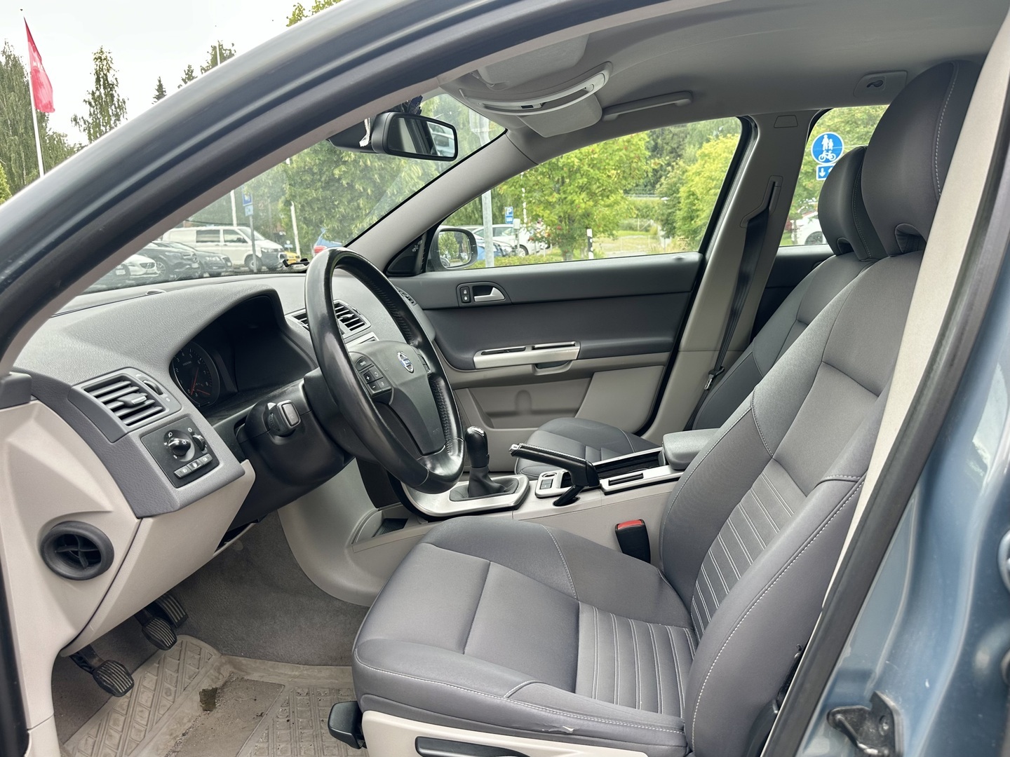 VOLVO V50 2008