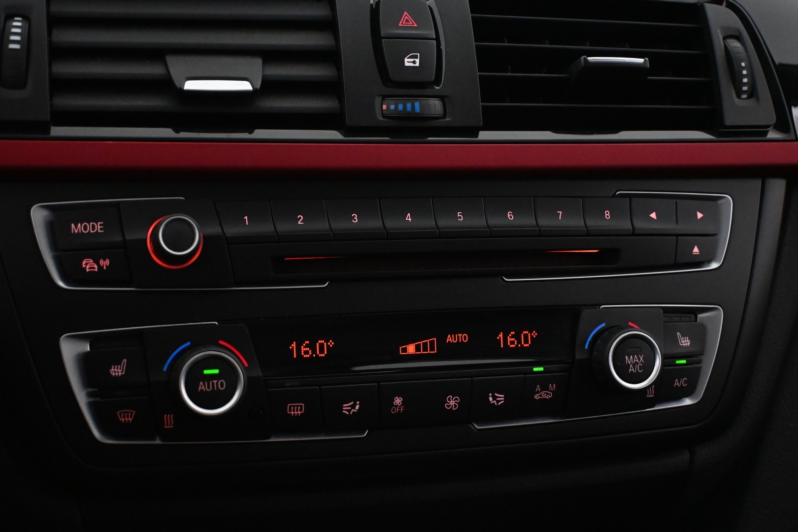 BMW 318 Gran Turismo 2014