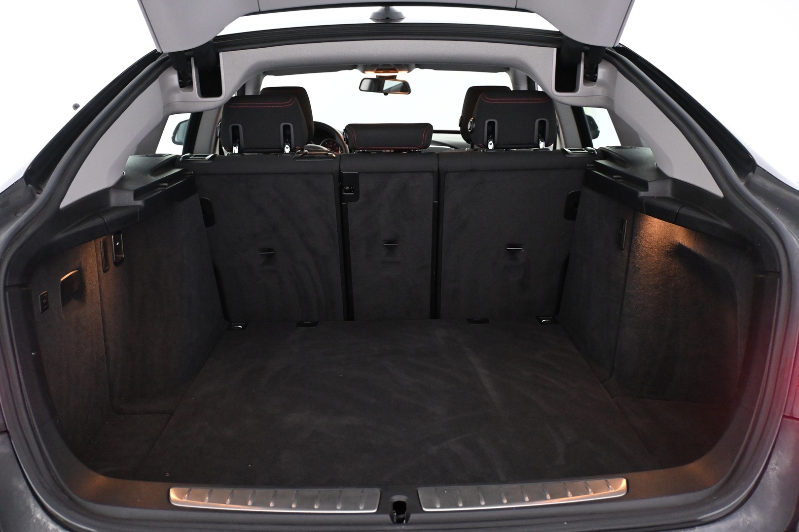 BMW 318 Gran Turismo 2014
