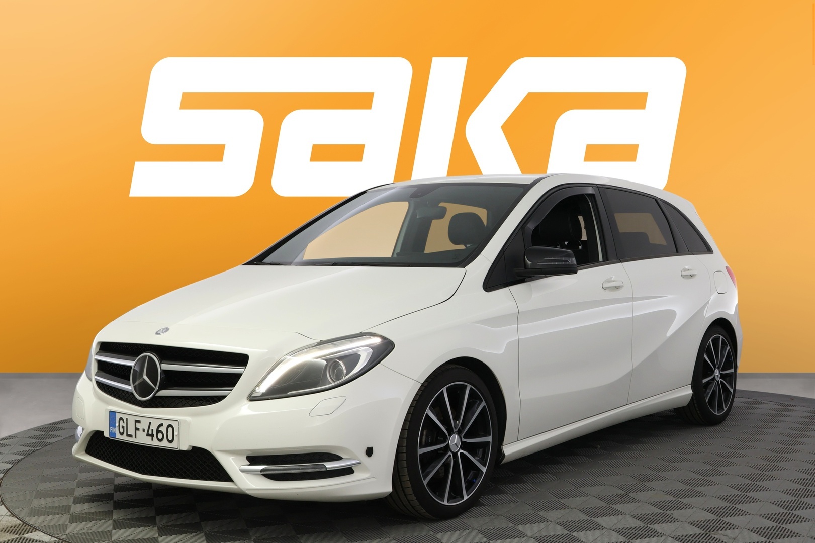 MERCEDES-BENZ B 2015