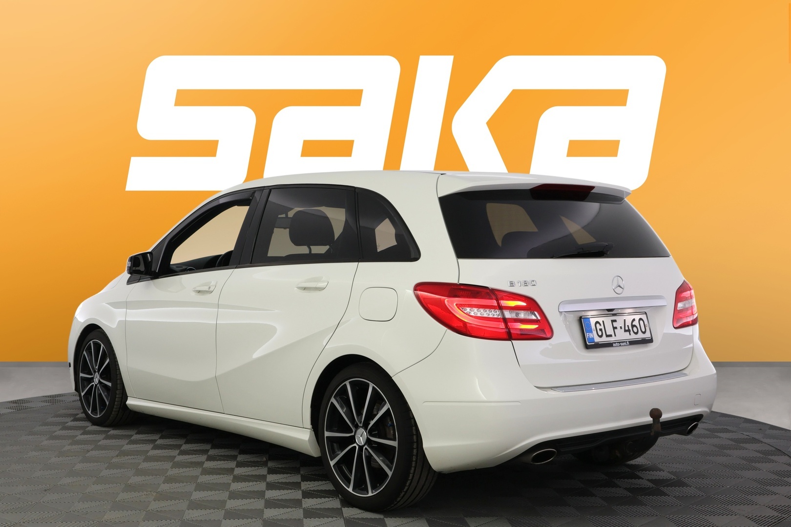 MERCEDES-BENZ B 2015