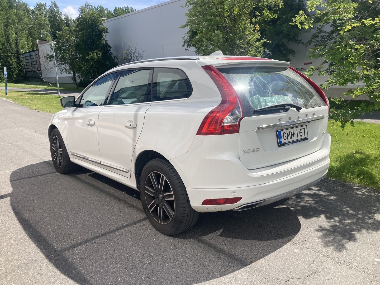 VOLVO XC60 2017