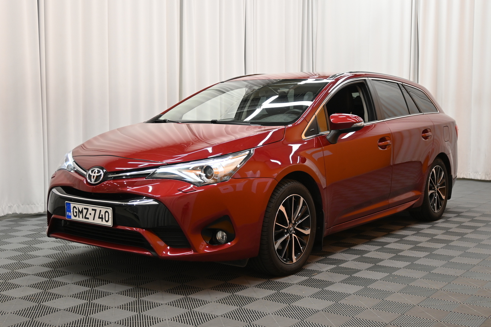 TOYOTA Avensis 2018