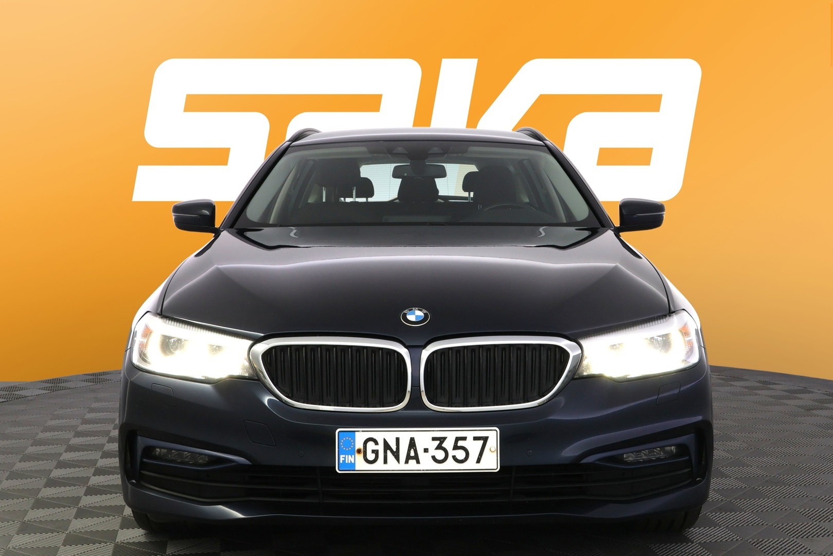 BMW 520 2019