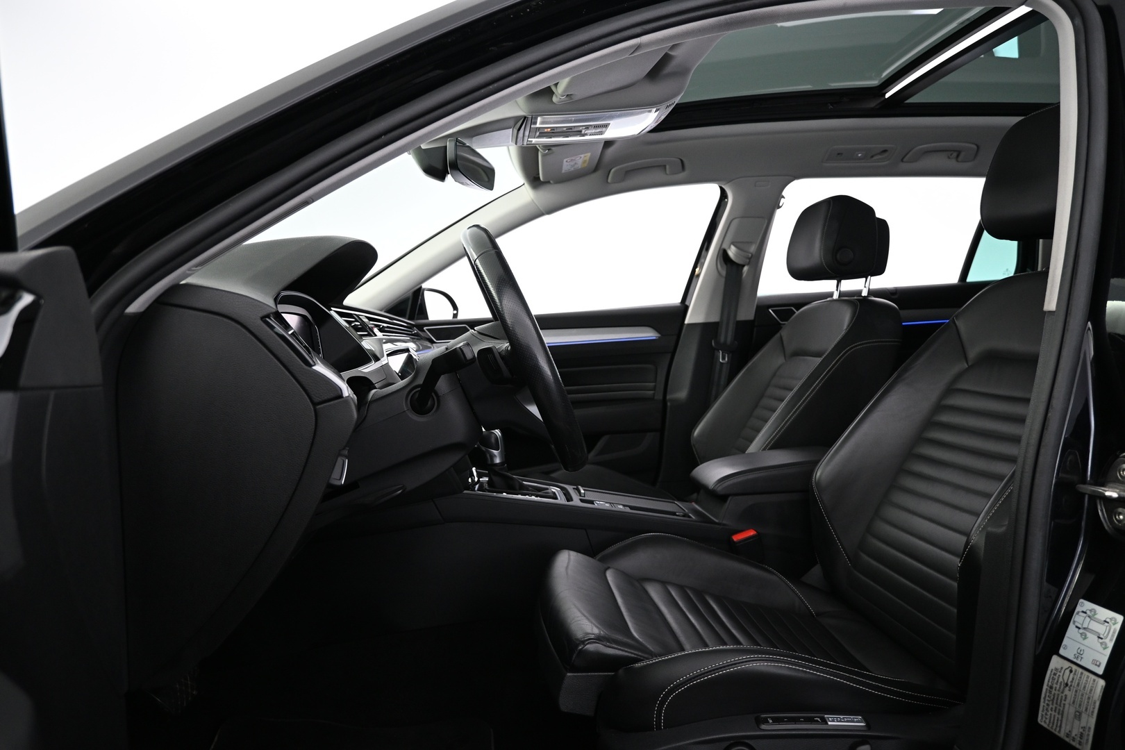 VOLKSWAGEN Passat 2020