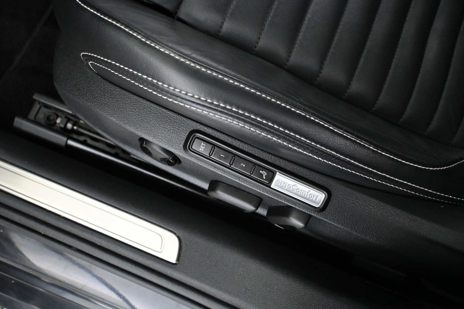 VOLKSWAGEN Passat 2020