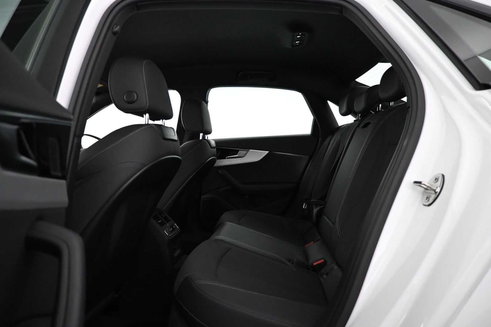 AUDI A4 2021