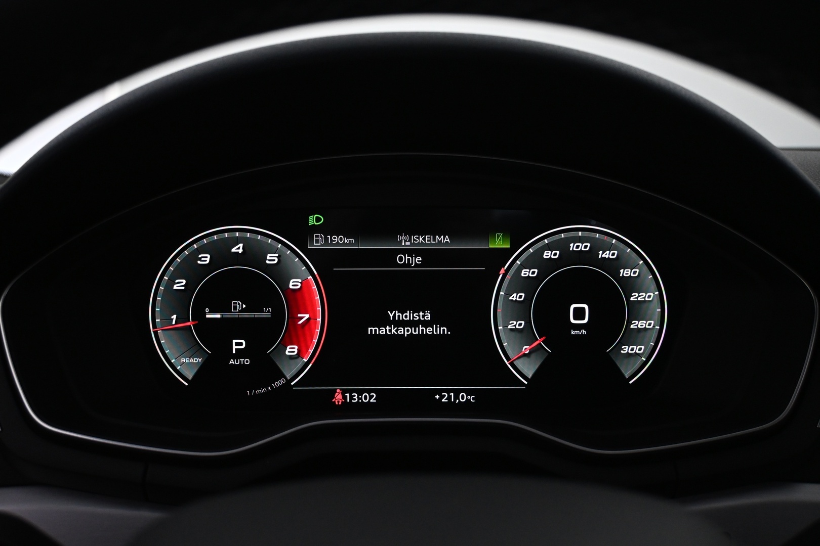 AUDI A4 2021