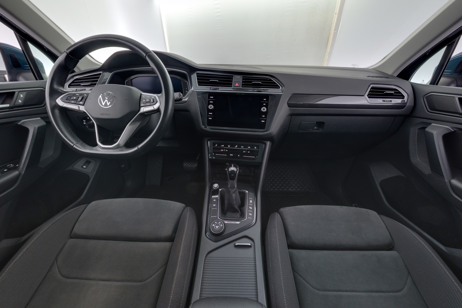 VOLKSWAGEN Tiguan 2021