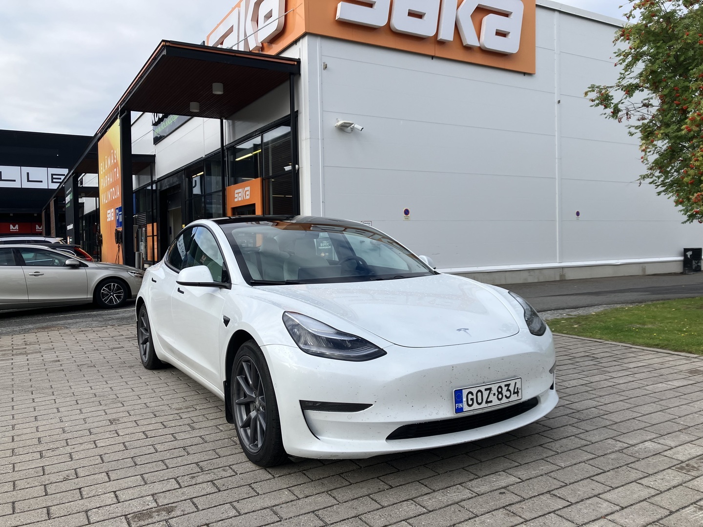 TESLA Model 3 2021