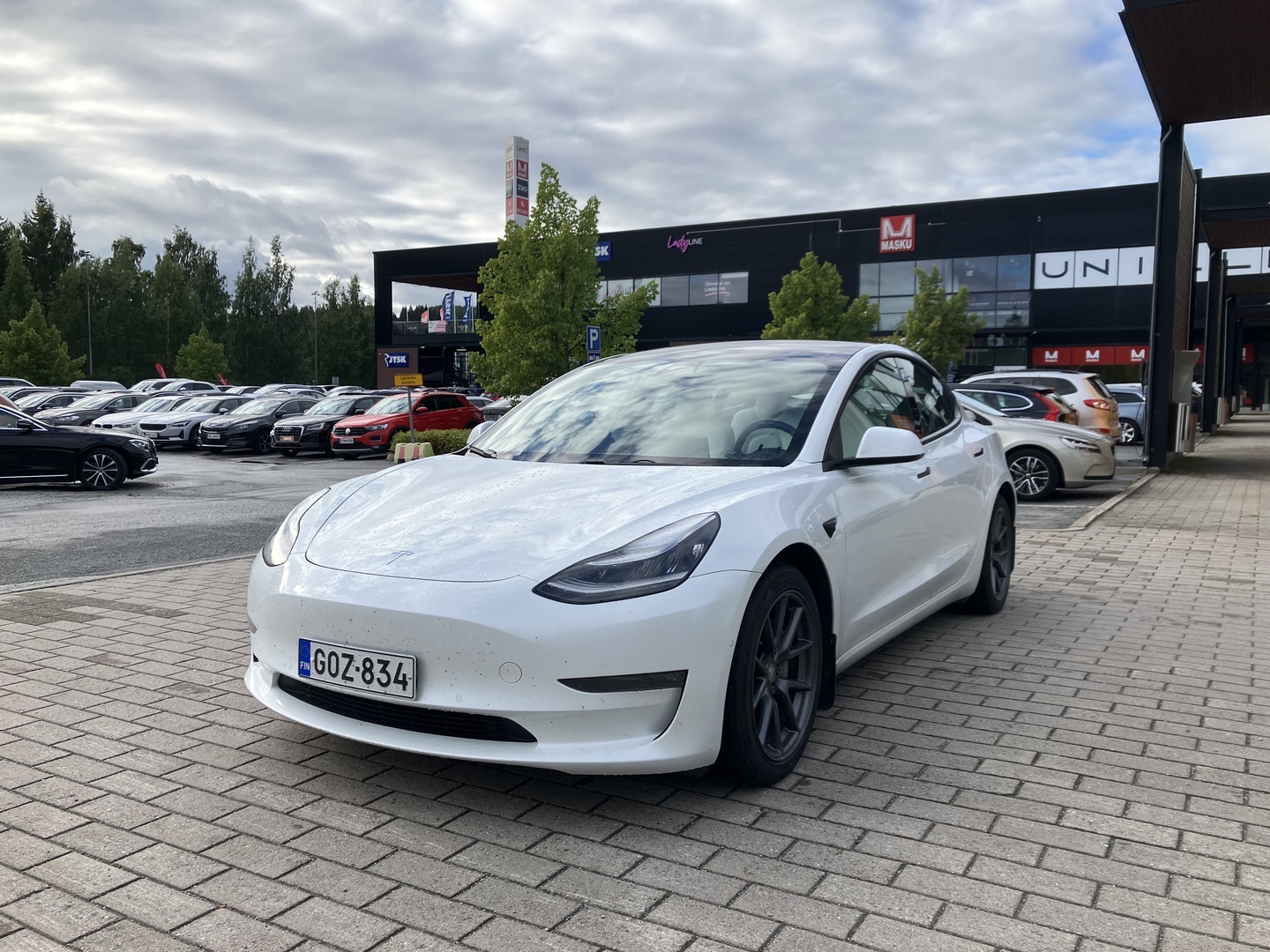 TESLA Model 3 2021