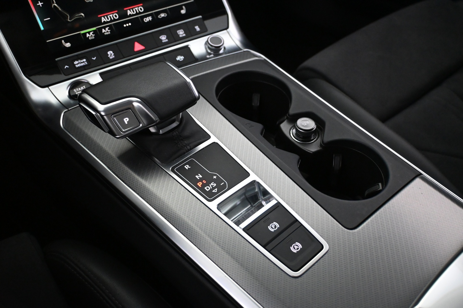 AUDI A6 2023