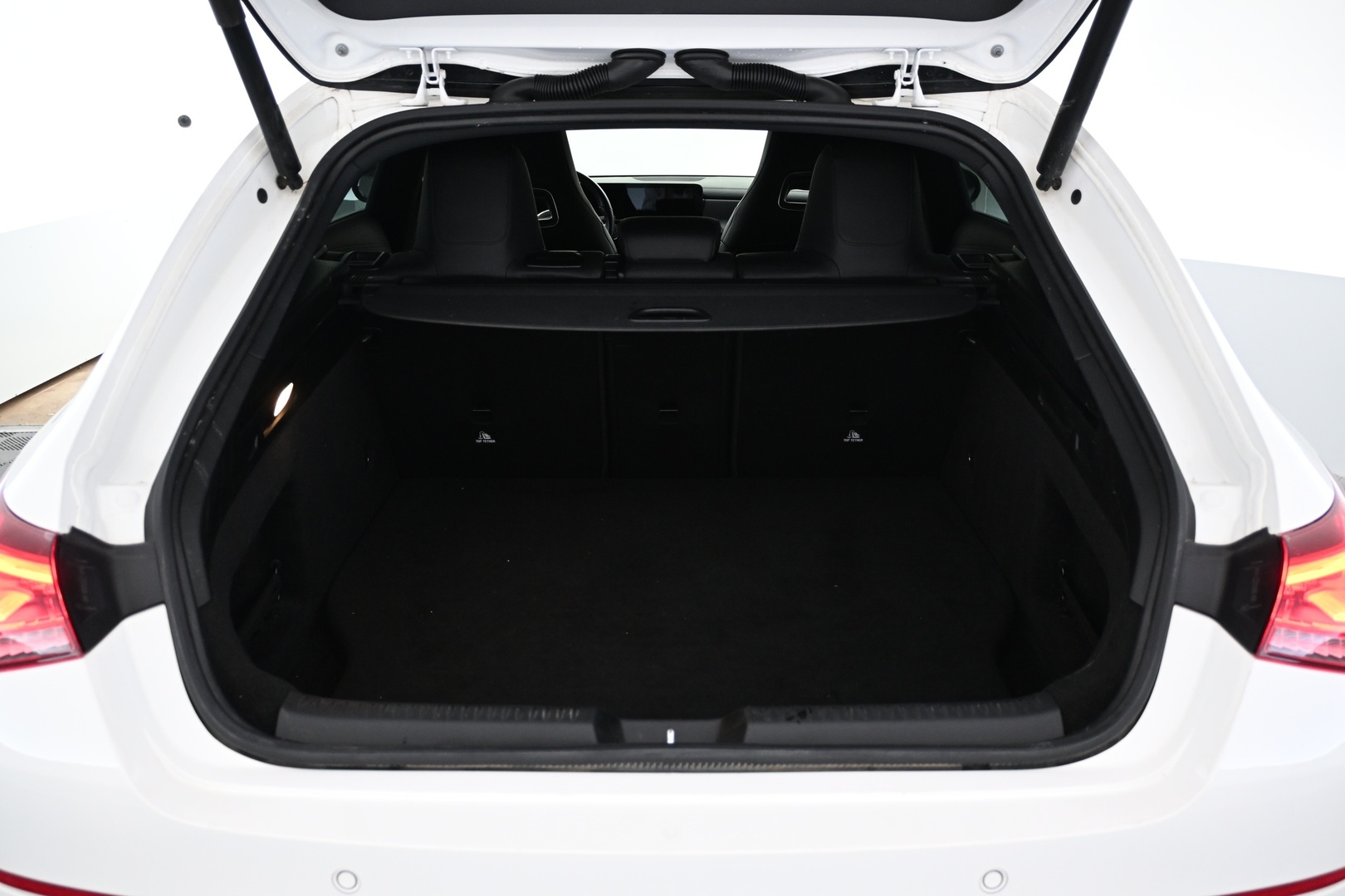 MERCEDES-BENZ CLA 2020