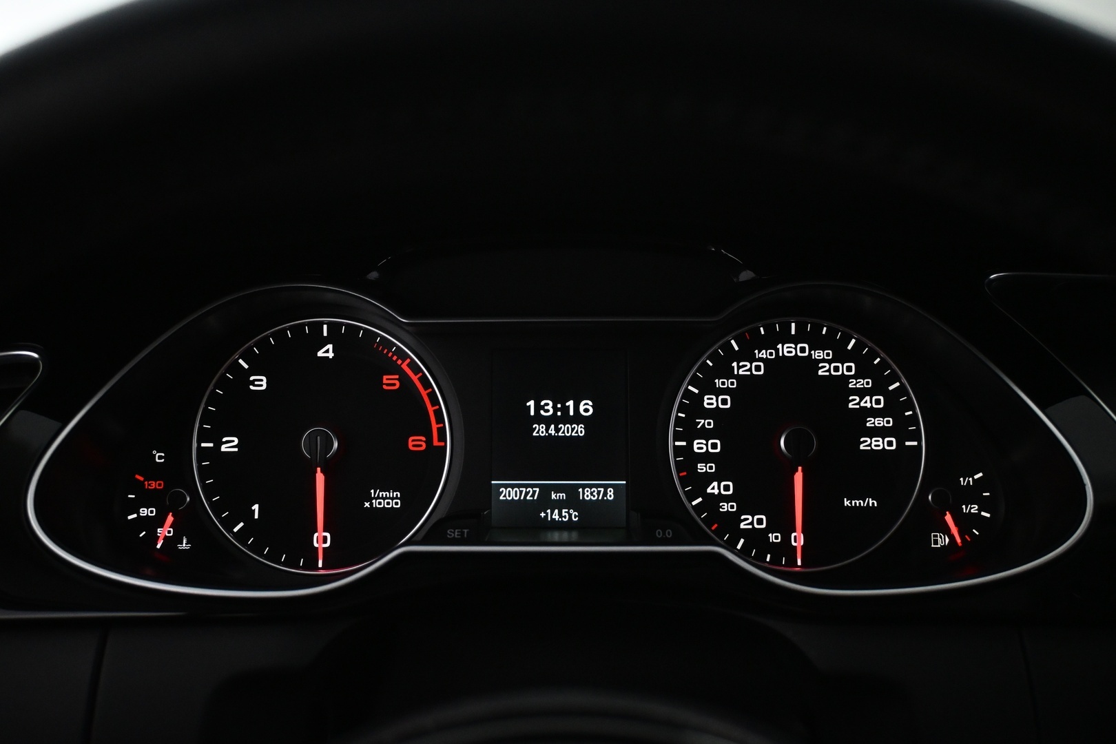 AUDI A4 2015