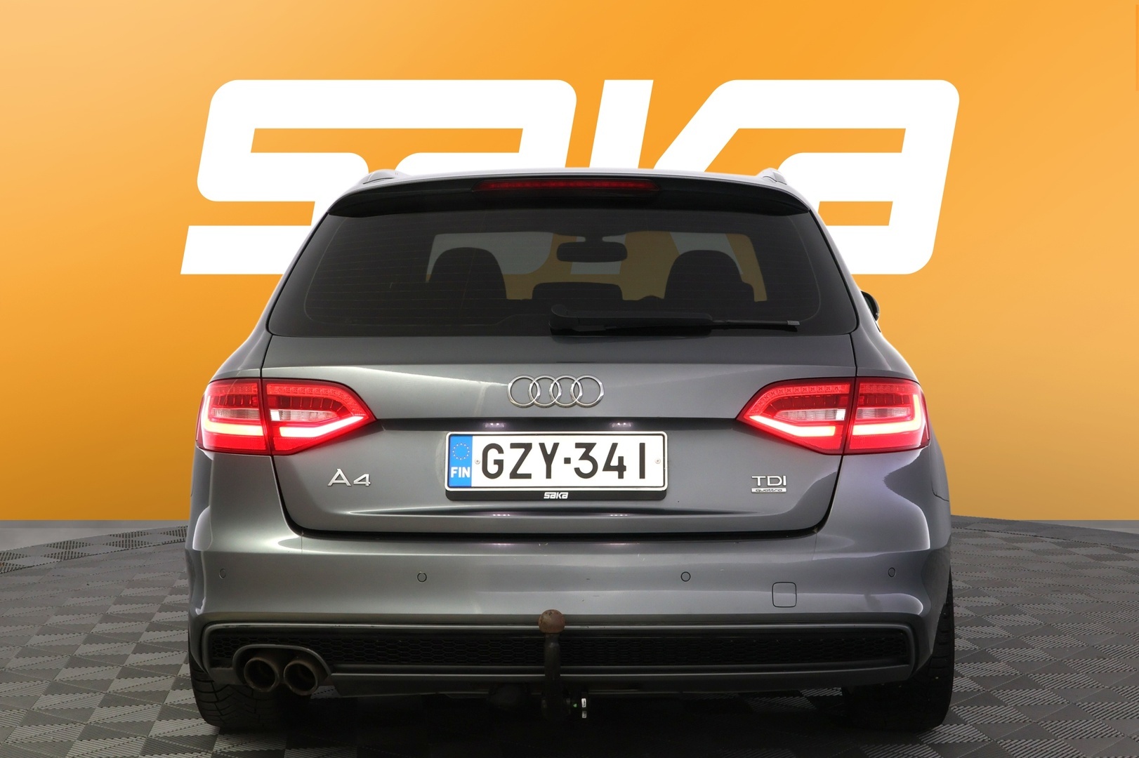 AUDI A4 2015