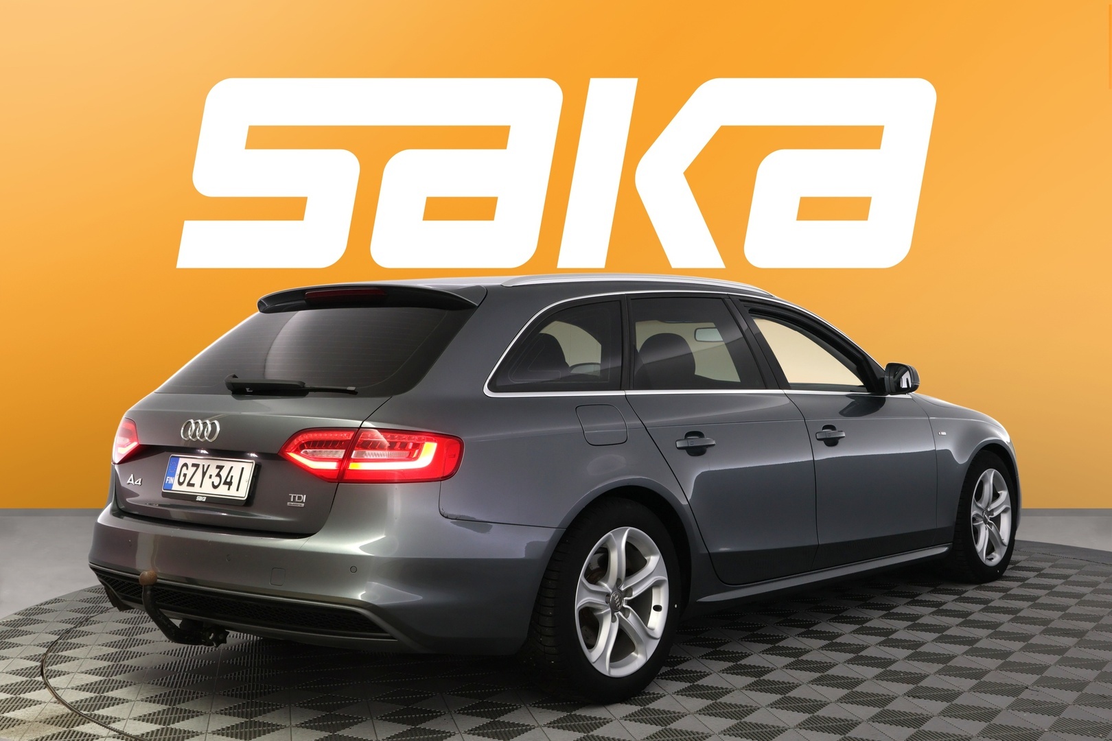 AUDI A4 2015